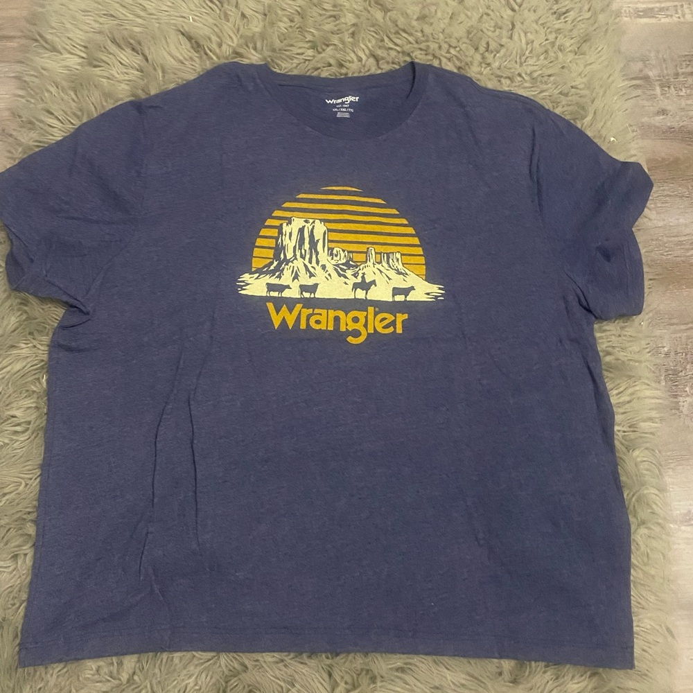 Wrangler Navy Tee with Yellow Desert Graphic NWOT